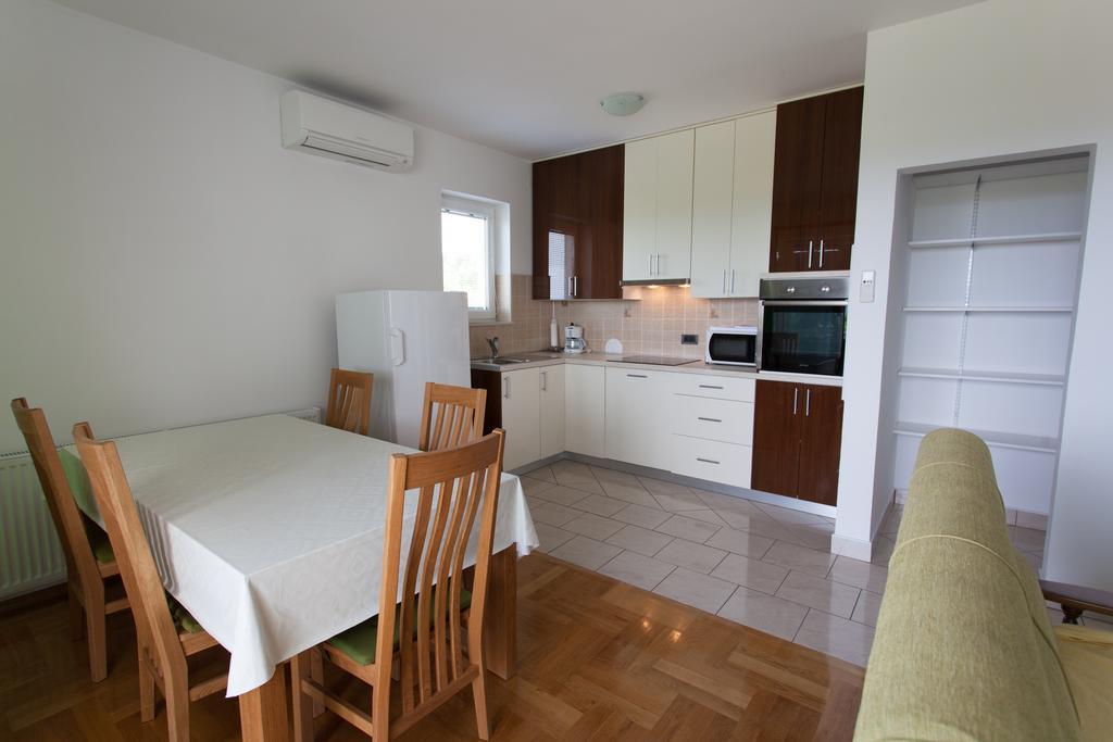 Apartments Gorancica Malinska Exteriér fotografie